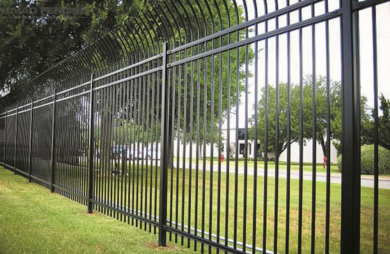 Personalizzato 1.2m altezza metallo tubolare recinzione 40x40mm Post
