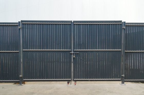 Qualità  1.5m Two Leaf Double Metal Garden Fence Gate Hot Dipped Galvanize Fabbrica