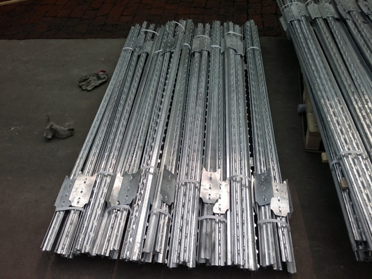 7 Ft Green Steel Fence T Post Powder Coated 0,83 Lb Per Foot