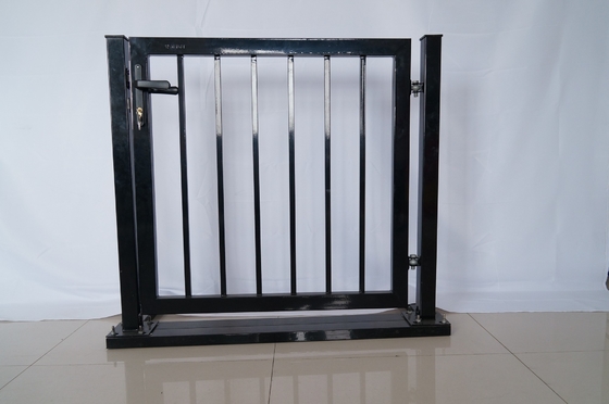 Porta di recinzione da giardino in acciaio rivestito in polvere galvanizzata Tubulare doppia porta Modello 3D impermeabile per abitazioni