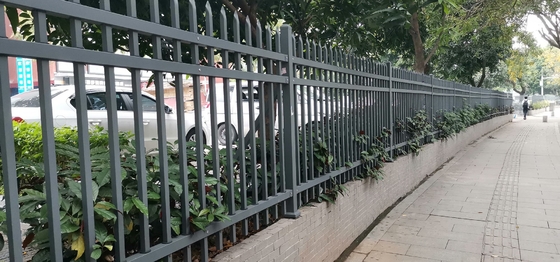 Metallo personalizzato 4 Ft nero di alluminio recinzione giardino