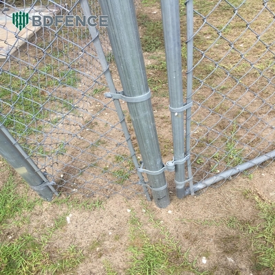 6ft Altezza Diamante Mesh Chain Link Recinzione Ideale Per Il Giardino Verde Farm Tipo Quadrato Post