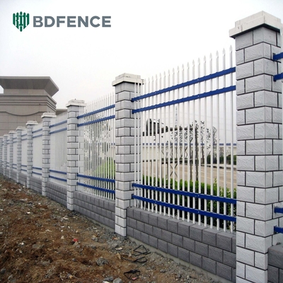 Fence in acciaio galvanizzata in polvere rivestita in nero Pipe metalliche saldate Fence in acciaio Fence in ferro battuto