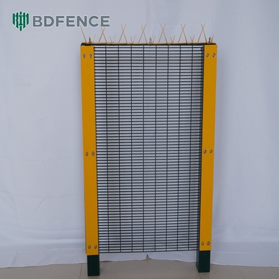 358 Recinzione rivestita in PVC anti-arrampicata Parete di confine Grill Disegno vista chiara