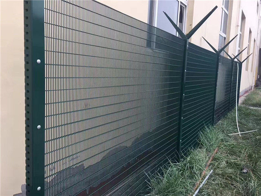 Galvanizzato Saldato in polvere rivestito di maglia di filo esterno Recinzione di sicurezza Recinzione 358 pannello di recinzione anti-arrampicata