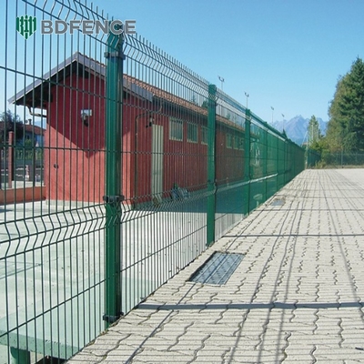 Sicurezza pannelli di recinzione a maglia di filo di ferro saldato 3d rivestiti in polvere di PVC metallico curvo