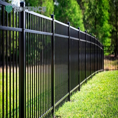 ISO 9001-2008 Spigolo Top Metal Fence Picket Low Tubular Steel Fence