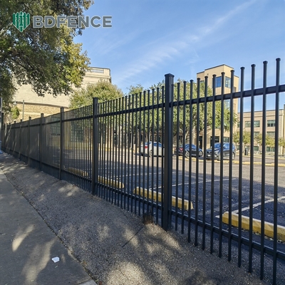 Residenziale Metal Picket Recinzione pannello Nero Polvere Rivestito quadrato tubo Antirrugine Acciaio Galvanizzato Recinzione