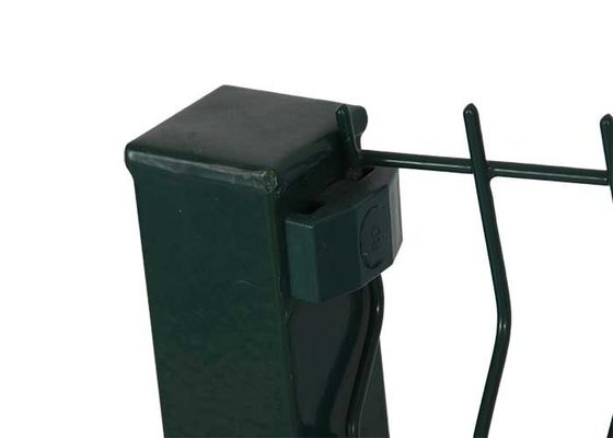 Recinzione di rete di filo laminato curvo 3d rivestito in PVC sostenibile Recinzione di barricata di pannello