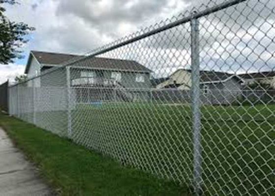 8 ft PVC rivestito di galvanizzato Cyclone Wire Mesh Chain Link Fence Roll per le Filippine