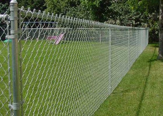 Fence a catena con rete di filo di ferro con dimensioni di rete di 60x60 mm e diametro di filo di 3 mm