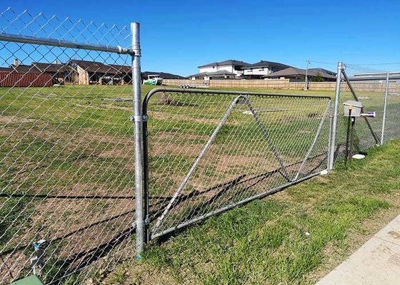 Fence a catena con rete di filo di ferro con dimensioni di rete di 60x60 mm e diametro di filo di 3 mm