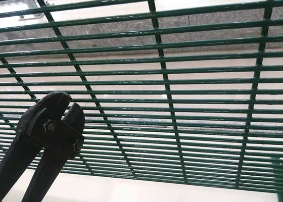 Recinzione perimetrale di sicurezza con dimensioni di apertura 76 * 25 mm e trattamento superficiale rivestito in polvere