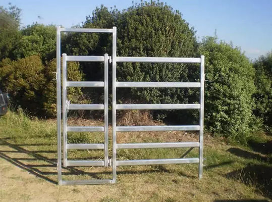 Pannelli portatili per bovini con rivestimento in zinco saldato per il bestiame