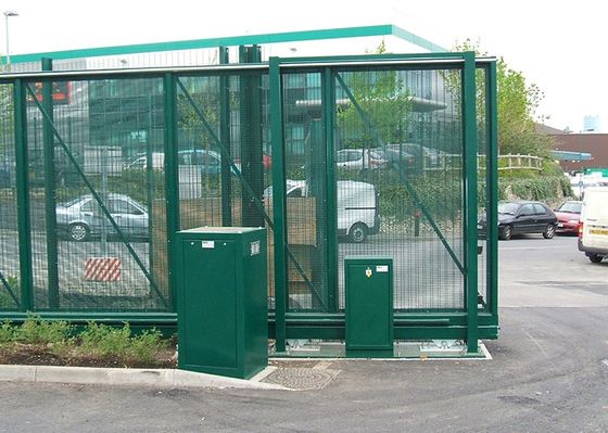 Il colore verde Rol6005 che fa scorrere il recinto Gate Pvc Coated del metallo ha saldato la rete metallica