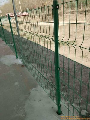 Prezzo di fabbrica Metalx economico PVC verde/nero rivestito giardino esterno 3D curva saldata piegatura perimetro filo di sicurezza/V mesh