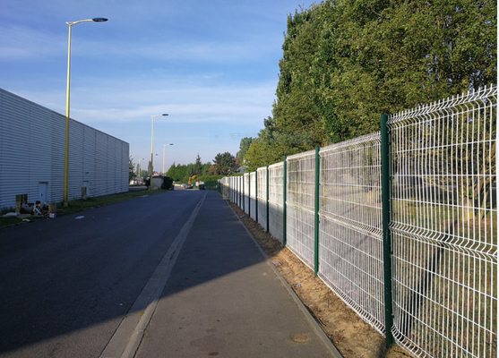 Il PVC facilmente montato di altezza di V Mesh Security Fence 6ft ha ricoperto la posta della pesca