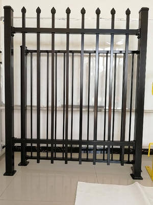 Facile da assemblare pannello di recinzione in acciaio di ferro battuto rivestito in PVC galvanizzato per piscina personalizzata Spear Top Outdoor